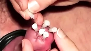Spreadin my peehole
