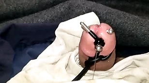 Estim cumshot