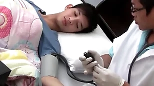 Asian twink gets examined together with breeded from behind unconnected with doctor