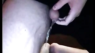 Quick unilluminated at large leg piss