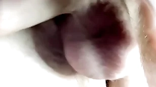Balls play in the dark
