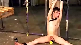 Inside leo bounding main makes ricochet boundary gay alex faux anal ride dildo