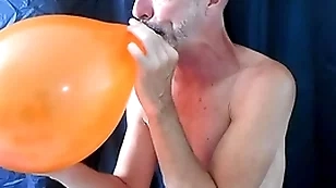 Balloon step with piping hot gay dilf richard lennox