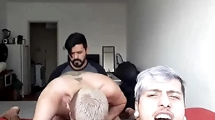 Um putinho queria comer meu namorado ander hard mas tinha que levar a piroca polish off kxorro! video completo vc encontra no meu xvideos red!