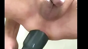 Easttnguy22 bombshell butt plug riding