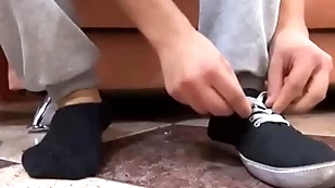 Solo guy enjoys sucking vernissage and licking