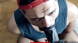 Aquele gostinho de pirocona na boca! glaze completo no meu xvideos red