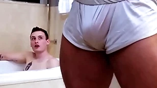 Showerbait big Hawkshaw interracial shower be wild about with facial