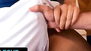Muscular doctor ferfroma slobbers on hot patient's fat dick during passionate massage - latin leche