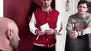 Adult time - dilf coach drew sebastian drills twink cheerleader and his sportsman bf in the same day
