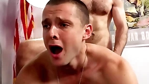 Hunk soldier vince vegas takes massive cock - david skylar - activeduty